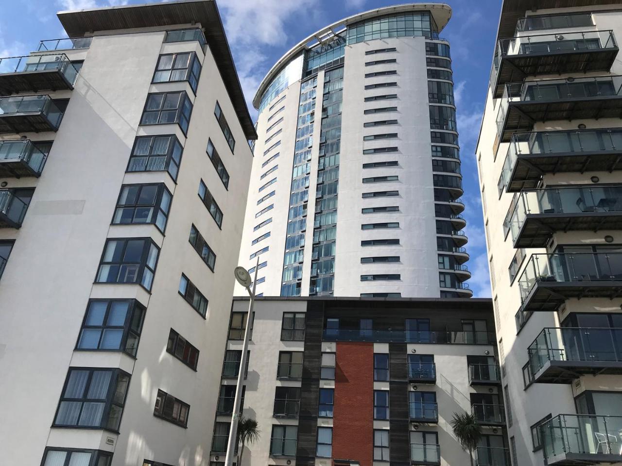Meridian Quay Apartments, By Jsw Short Stay Swansea Exteriér fotografie