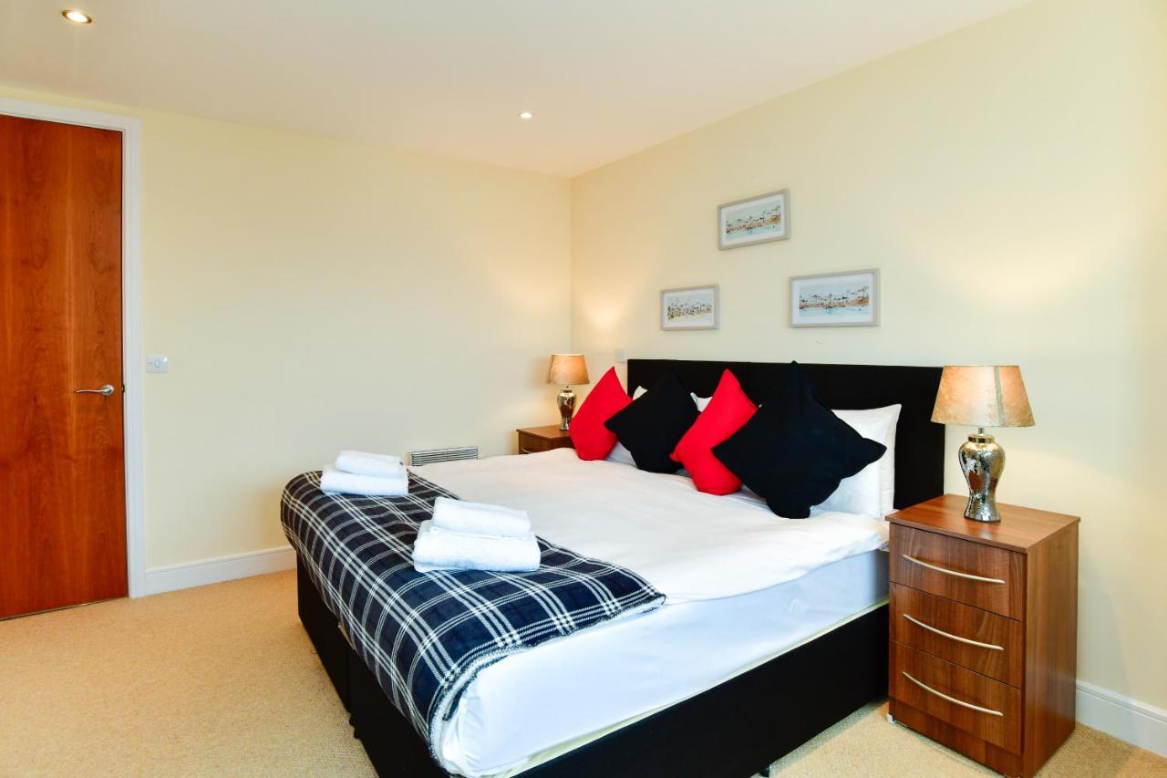 Meridian Quay Apartments, By Jsw Short Stay Swansea Exteriér fotografie