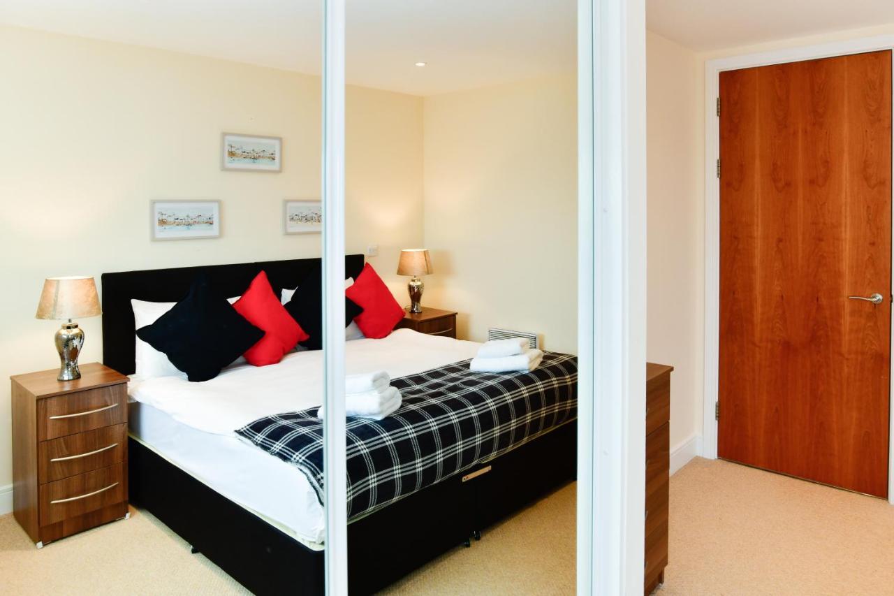 Meridian Quay Apartments, By Jsw Short Stay Swansea Exteriér fotografie